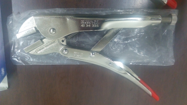 คีมล็อคknipex