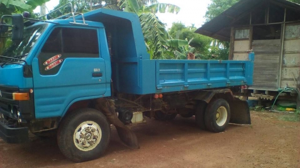 **280,000 บ.ต่อรอง/// 6ล้อดั้มดิน5คิว TOYOTA DYNA-115แรง รถห้างแท้ เครื่อง+เกียร์ เดิม แน่น แรงดี ช่ **280,000 บ.ต่อรอง/// 6ล้อดั้มดิน5คิว TOYOTA DYNA-115แรง รถห้างแท้ เครื่อง+เกียร์ เดิม แน่น แรงดี ช่
