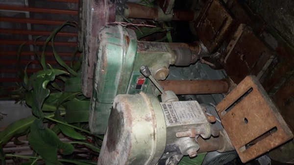 ขาย !! สว่านแท่น ตัวเล็ก ไม่มีมอเตอร์