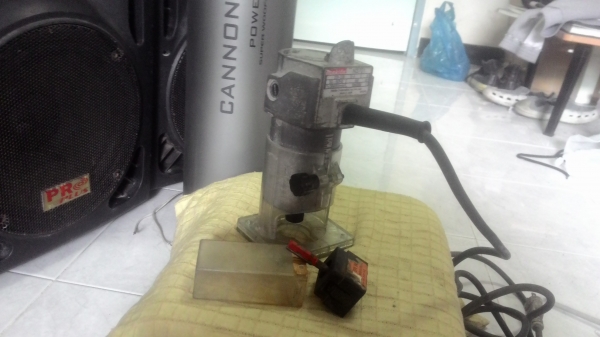 เล้าเตอร์ Makita เล้าเตอร์ Makita