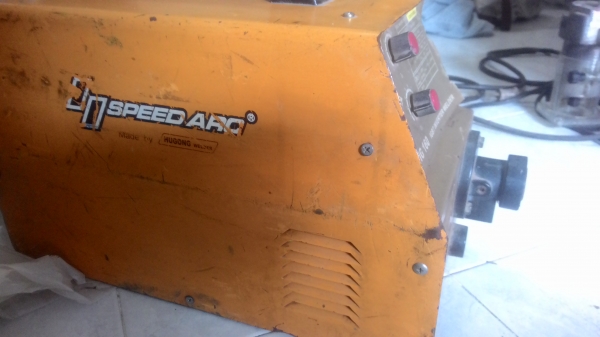 เครื่องเชื่อม MIG CO2 เครื่องเชื่อม MIG CO2