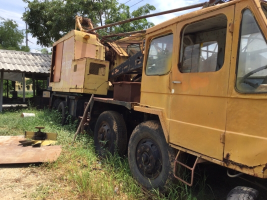 ต้องการขายรถเครน แทคลาย25ตัน 12ล้อ ต้องการขายรถเครน แทคลาย25ตัน 12ล้อ