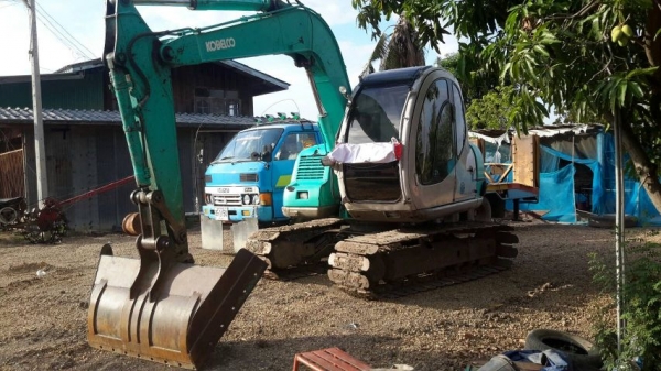 ขายรถแม็คโฮ