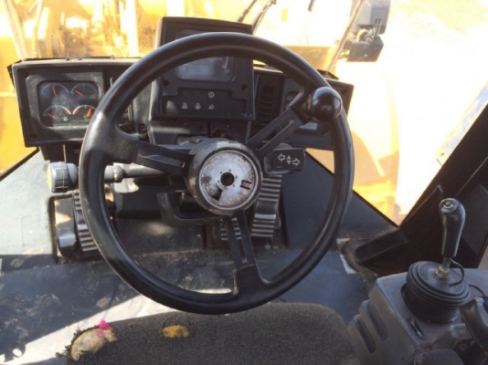 รถตักล้อยาง CAT 950G สภาพสวยพร้อมใช้