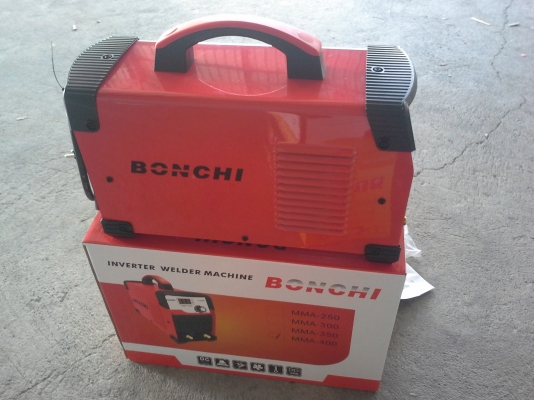 ตู้เชื่อมอินเวอเตอร์400ampของใหม่ทุกตัว สุดค้ม3050(จัดส่งเก็บเงินปลายทางได้ทั่วไทย)บอร์ดใหญ่ ไฟแรง เชื่อมอึดลากยาวต่อเนื่องได้ ลวด4มิลได้เลย  ตู้เชื่อม อินเวอเตอร์ BONCHI MMA400ใหม่!!! มาเเรง เป็นสินค้าที่ถูกพัฒนาขึ้นมาจากรุ่นก่อนๆที่เคยมี บอกได้เลยว่าดีท