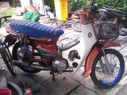 Honda DREAM100 คลาสสิคมีทะเบียนครับ