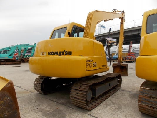 ขายด่วน รถขุดขนาด 60 บูมยาว10 เมตร มือ 2 นำเข้าจากญี่ปุ่นเองโดยตรง