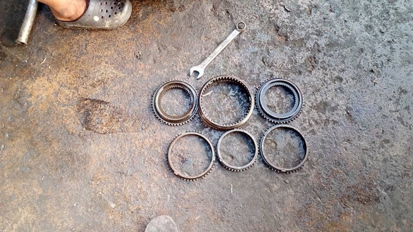 ZF 270 ยูโรวัน เกียร์พร้อมใช้รับประกันยาวๆ 125000 บาท 0970408451แว่น ZF 270 ยูโรวัน เกียร์พร้อมใช้รับประกันยาวๆ 125000 บาท 0970408451แว่น