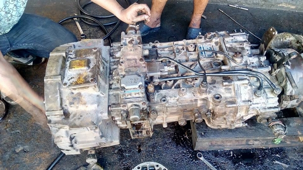 ZF 270 ยูโรวัน เกียร์พร้อมใช้รับประกันยาวๆ 125000 บาท 0970408451แว่น