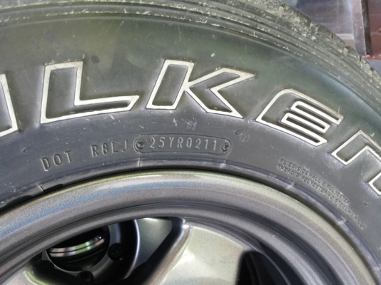 แม็กพร้อมยาง ล้อลาย Bradley 6 รู 139.7 ขอบ16x8 ยาง falken 265-70-16