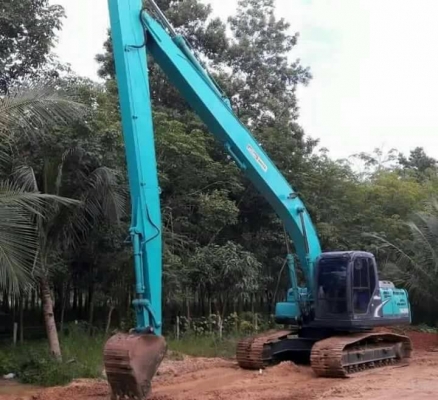 ขาย 1,890,000 KOBELCO sk 200-8 YN 12 บูมยาว เครื่องดี ไฟฟ้าครบ เอวแน่น แอร์เย็น เอกสารเล่มทะเบียน  รถสวยพร้อมใช้เอกสารพร้อมโอน 090-772-3710 090-772-3708