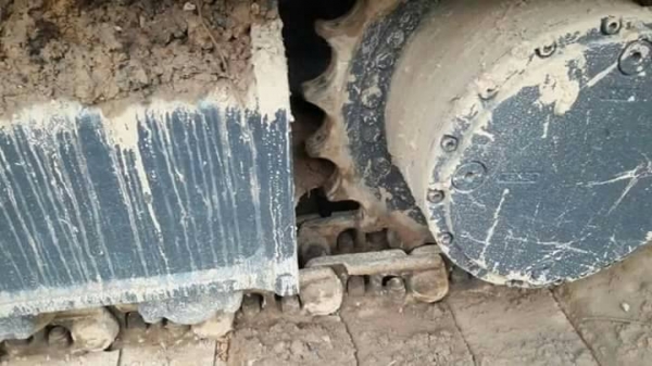 ขาย 1,890,000 KOBELCO sk 200-8 YN 12 บูมยาว เครื่องดี ไฟฟ้าครบ เอวแน่น แอร์เย็น เอกสารเล่มทะเบียน  รถสวยพร้อมใช้เอกสารพร้อมโอน 090-772-3710 090-772-3708