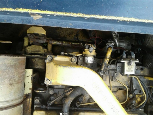 ขายรถแบคโค KOMATSU PC120-5 เก่านอก ไฟฟ้าครบ ช่วงล่างดี เอวแน่น รถสวยสภาพดีมาก เอกสารใบอินวอย ราคา700,000 สนใจโทร 090-8588220คุณนะ 093-3258446คุณบิว หรือเข้าดูสินค้าอื่นๆได้ที่ www.narong2truck.com หรือ www.truck.in.th/498 หรือเพจFacebook ณรงค์ ซื้อขายรถมื