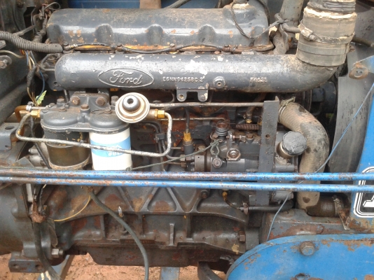 ขายฟอร์ด6610 เสื้อลายH3ปั้มกลม ไอดีโต หัวฉีดเตี้ย ยางดีรถพร้อมใช้ เล่มทะเบียน