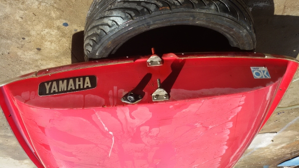 เรือใบ ราคา30000จากประเทศญี่ปุ่น สภาพสวยๆ ใหม่สีเดิม ไม่แตกไม่รั่ว100\%