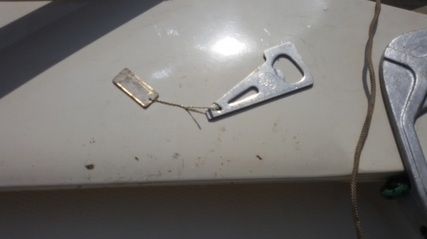 เรือใบ ราคา30000จากประเทศญี่ปุ่น สภาพสวยๆ ใหม่สีเดิม ไม่แตกไม่รั่ว100\%