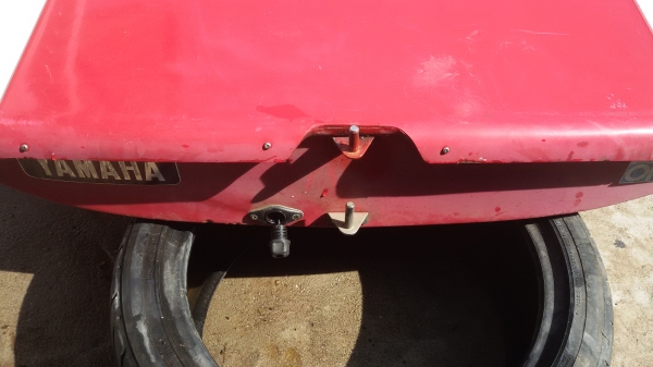 เรือใบ ราคา30000จากประเทศญี่ปุ่น สภาพสวยๆ ใหม่สีเดิม ไม่แตกไม่รั่ว100\%