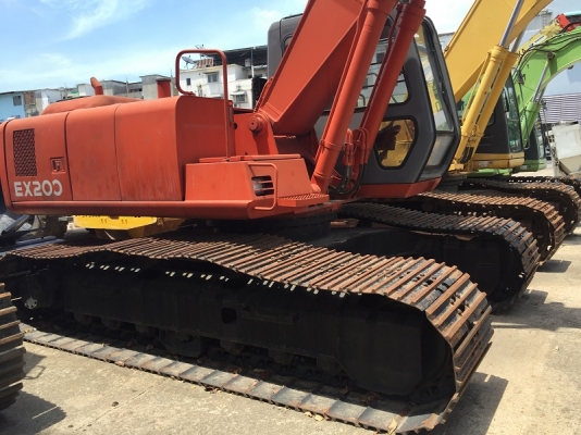 รถขุด Hitachi EX200-2-1283 รถเก่านอก นำเข้าจากญี่ปุ่น เพียง 1.2 ล้าน