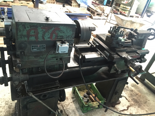 ขายเครื่องกลึง4.5ฟุตเกียร์กระตุกเพลาเดียวกลึงเกลียวปอกผิวได้ราคา25000ครับสุดประหยัด0892224259