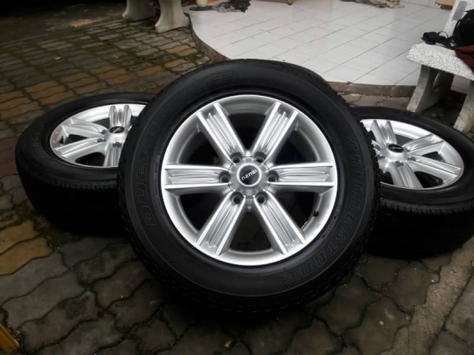 ล้อisuzu 1.9. ขอบ18 พร้อมยางสวยๆครับ ชุดล่ะ23500