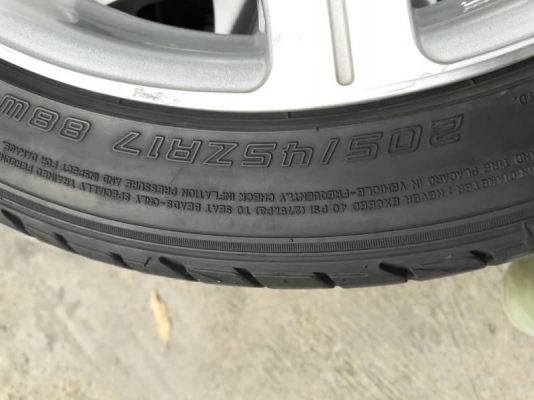 ล้อขอบ 17 4รู 100 พร้อมยางปี13 ชุดล่ะ7500