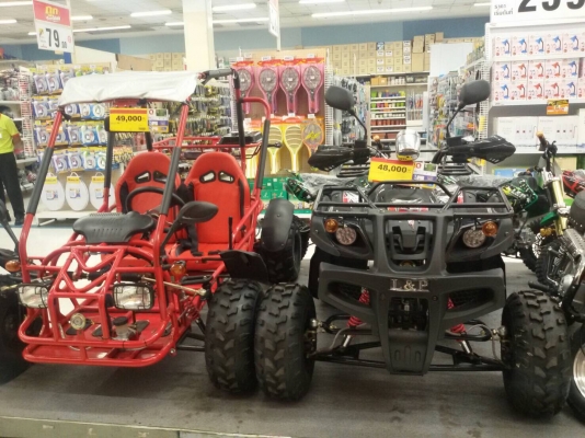 สินค้ามากมาย BIG C L&amp;P รถมอไซค์ ATV มังกี้กอลิล่า BUGGY GIGI และอื่นๆรวมไปถึงรถไฟฟ้า