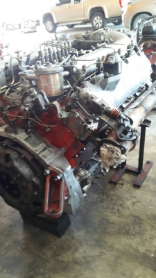 เครื่องยนต์ฮีโน่EF550แปดสูบ(V8)เครื่องแรงจัด สวยมากข้อแสตนดาร์ดติดดีมาก อุปกรณ์ครบตัวสมบูรณ์มากครับ