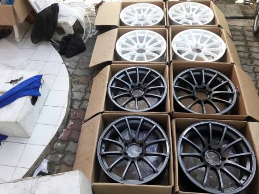 ล้อใหม่ขอบ20 ชุดล่ะ12800