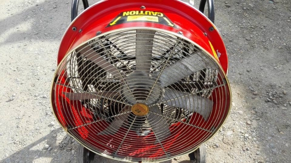 ** Sold ** โบวเวอร์ระบายอากาศ TEMPEST Made in USA ใช้เครื่องยนต์เบนซิน 5 HP รุ่นไม่ง้อไฟหิ้วน้ำมันไปคือจบ!!