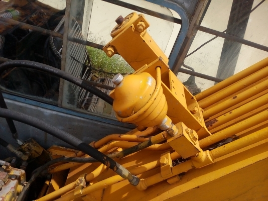 ขายHITASHI. EX 60ปั้มนิ้วคอลโทลน้ำมันพร้อมเอกสารอินวอยมีลายแยก