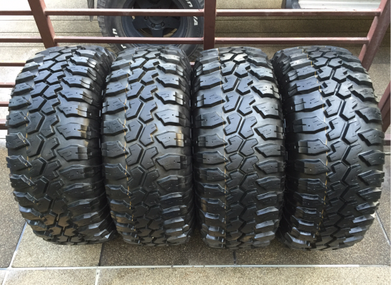ยาง Mud Maxxis 33 12.5 R15 ดอกเต็ม ไม่มีปะ ราคาไม่แพง ยาง Mud Maxxis 33 12.5 R15 ดอกเต็ม ไม่มีปะ ราคาไม่แพง