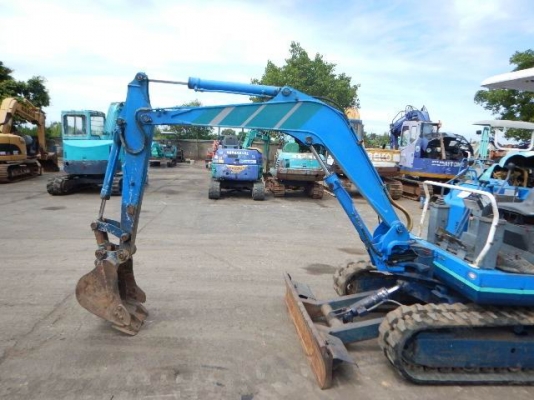 ขายรถขุดเล็ก Kobelco sk024 เก่าญี่ปุ่นแท้ๆ แรงๆๆครับโทร.085-0570914
