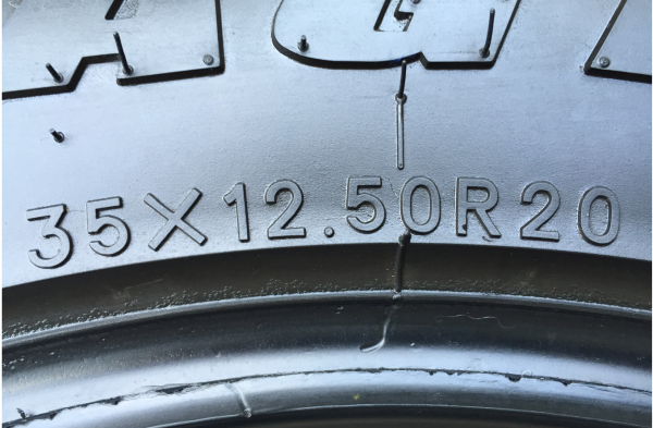 ยาง Mud FEDERAL 35 12.5 R20 ดอกเต็ม ไม่มีปะ จำนวน 3เส้น ราคาไม่แพง ยาง Mud FEDERAL 35 12.5 R20 ดอกเต็ม ไม่มีปะ จำนวน 3เส้น ราคาไม่แพง