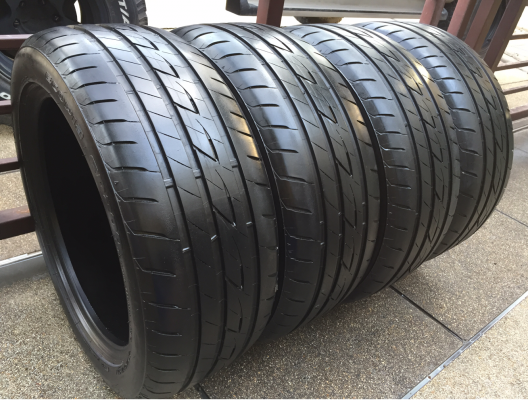 ยาง Bridgestone 215 50 17 ปี15 ดอกเต็ม ใช้กันยาว ราคาไม่แพง