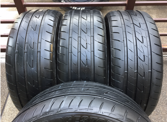 ยาง Bridgestone 215 50 17 ปี15 ดอกเต็ม ใช้กันยาว ราคาไม่แพง ยาง Bridgestone 215 50 17 ปี15 ดอกเต็ม ใช้กันยาว ราคาไม่แพง