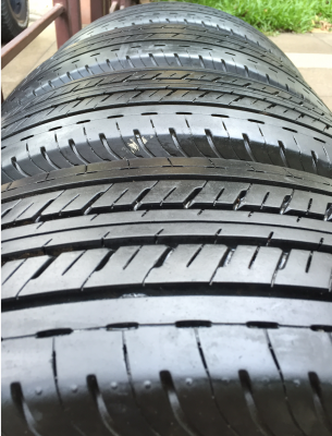 ยาง Bridgestone 205 70 15 กลางปี15 ดอกเต็ม ใช้กันยาว ราคาไม่แพง