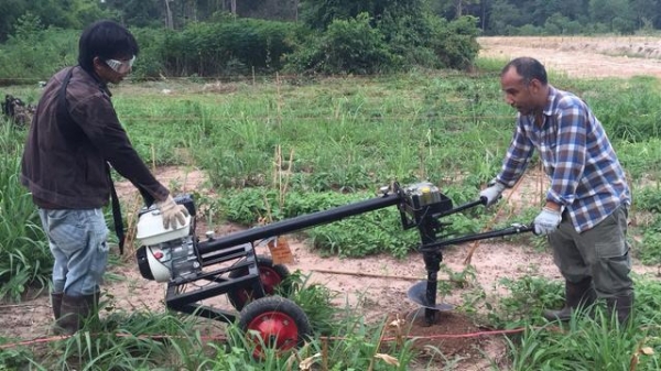 ขายเครื่องเจาะดิน