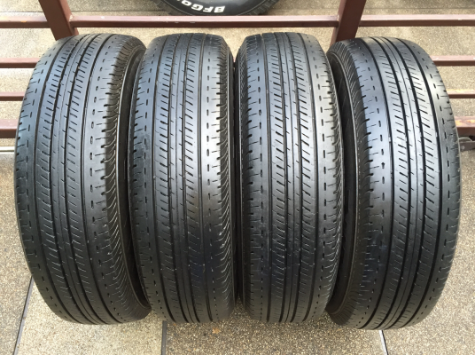 ยาง Bridgestone 195 R15 กลางปี15 ดอกเต็ม ใช้กันยาว ราคาไม่แพง