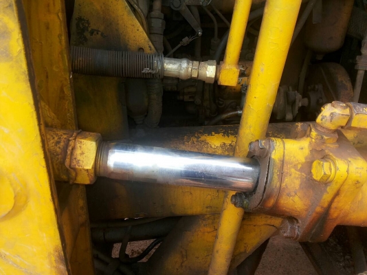 ขาย รถตัก KOMATSU SD20 สภาพพร้อมใช้งาน ต่อแขนเรียบร้อยตักขึ้น 10 ล้อสบาย