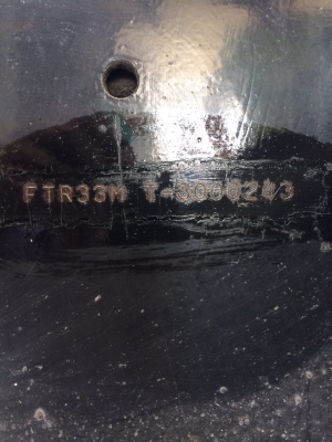 หกล้ออีซุซูเดก้ารถห้าง หกล้ออีซุซูเดก้ารถห้าง