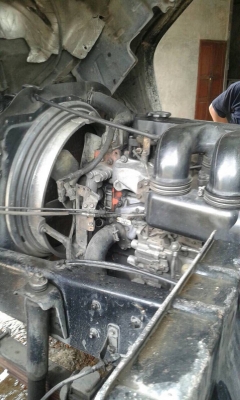 หกล้ออีซุซูเดก้ารถห้าง หกล้ออีซุซูเดก้ารถห้าง