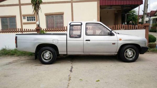 !!!! รถบ้าน NISSAN BIG-M KINGCAB 2.5 CC ปี 38 โฉมหน้างอ จอโค้ง พวงมาลัยเพาเวอร์ !!!! รถบ้าน NISSAN BIG-M KINGCAB 2.5 CC ปี 38 โฉมหน้างอ จอโค้ง พวงมาลัยเพาเวอร์