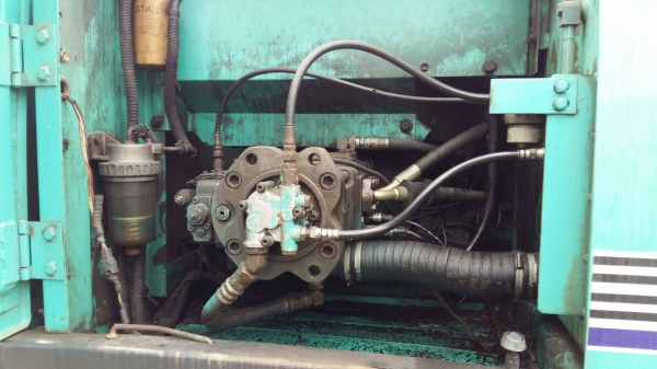 ขายรถแบคโฮ KOBELCO SK200-6 YN10 เอกสารเล่มทะเบียน ราคา 1350000