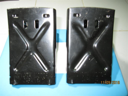 ที่หนุนล้อไม่ให้รถไหล TOYOTA ของแท้ ที่หนุนล้อไม่ให้รถไหล TOYOTA ของแท้