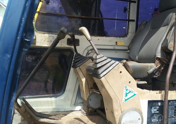 ขาย SK 60 M 3  ไฟฟ้าครบทุกจุด แอร์ครบ ใบแทรกใหญ่ ระบบดีมากช่วงล่างเต็ม