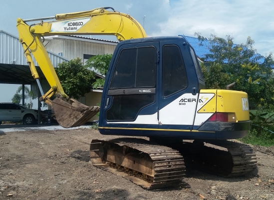 ขาย SK 60 M 3  ไฟฟ้าครบทุกจุด แอร์ครบ ใบแทรกใหญ่ ระบบดีมากช่วงล่างเต็ม