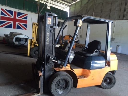 ขาย Forklift Toyota 2.5 ตัน เบนซิน
