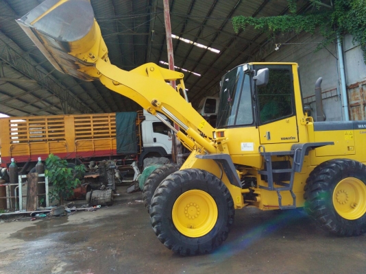 รถตักล้อยาง KOMATSU WA180Z-3ใช้งาน600ช.ม เอกสารอินวอยซ์