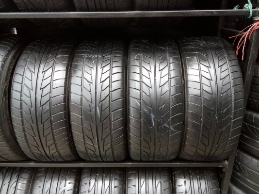 215/45R17 NITTO NT555 Extrem MADE IN JAPAN  ชุด 4 เส้น tel.081-4273941 ไอดีไลน์ 0814273941