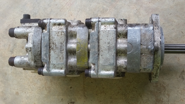 ปั้มไอดรอลิค3ตอนpc30 ปั้มไอดรอลิค3ตอนpc30